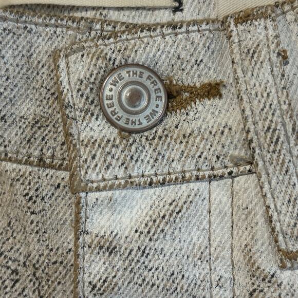 Free People We The Free Good Luck Barrel Jeans Size 24 Button Fly Mottled NWT - Picture 4 of 13